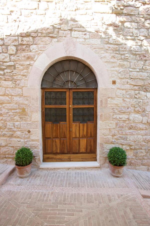 Le Dimore Arcangelo Giuseppe Assisi Exteriör bild