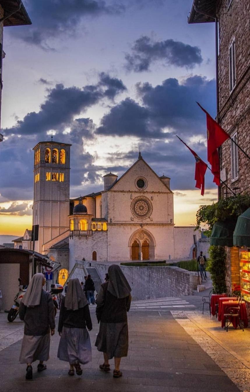 Le Dimore Arcangelo Giuseppe Assisi Exteriör bild